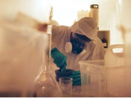 Elgin, IL drug manufacturing defense lawyer